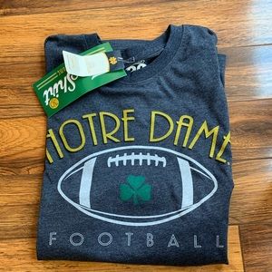 ✨new with tags notre dame t-shirt✨